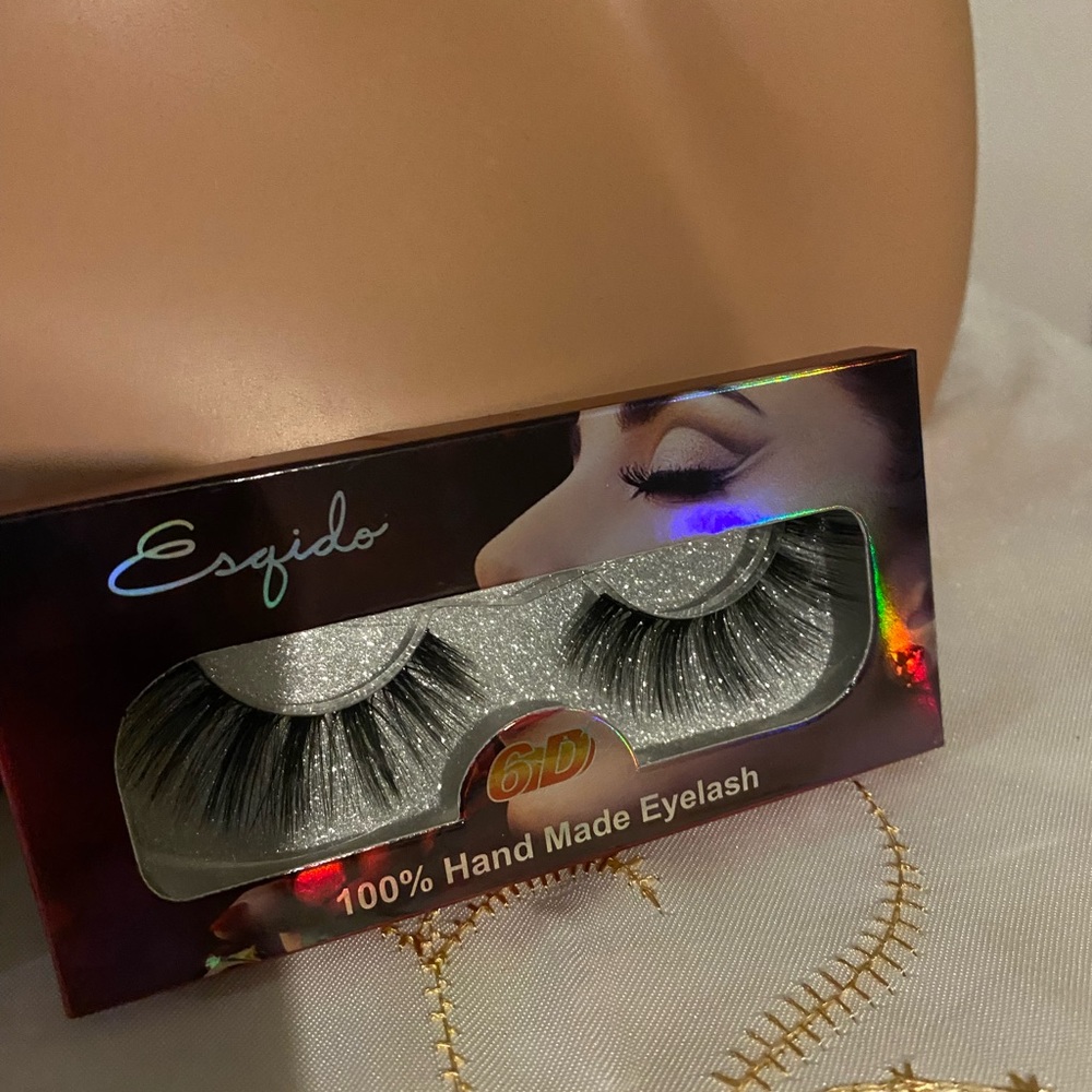 Eye lashes - Picture 6 of 8